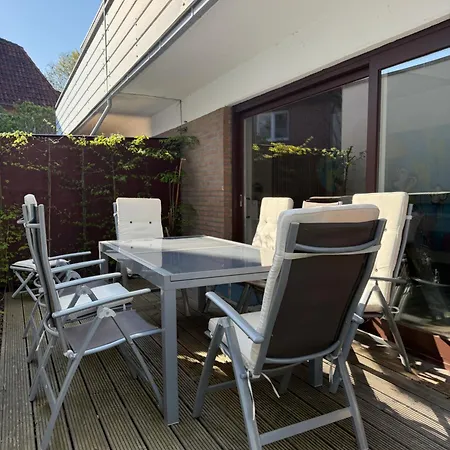 5ZKB großzügiges Ferienhaus Antonia nähe Westkreuz mit 4 Schlafzimmer, Balkon, Terrasse und Parkplatz-3