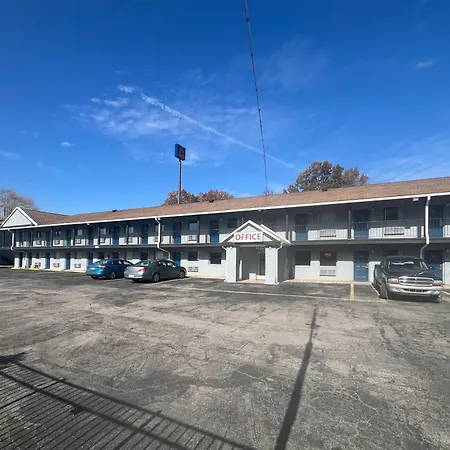 Studio 6 Suites Hurricane, Wv-3