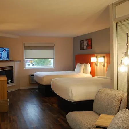 Vacation Lodge-2