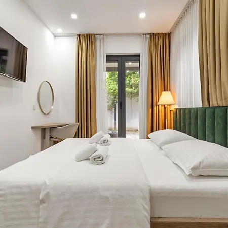 The Hotel National-2