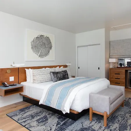 Carmel Beach Hotel-2