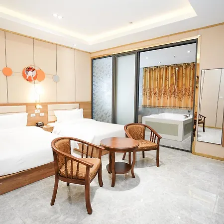 Home Me Hotel Makati-2