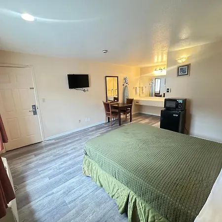 Royal Inn-2