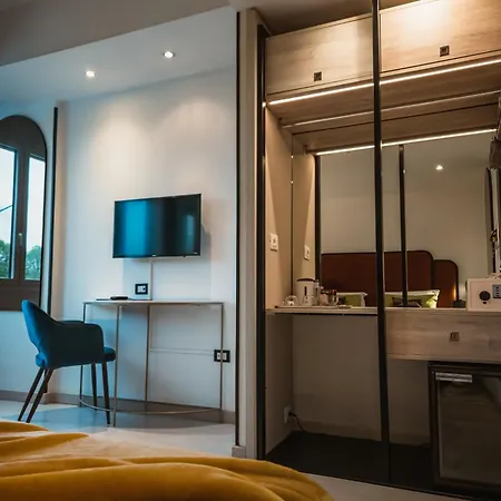 Art Hotel Milano-2
