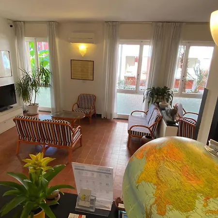 Hotel Miriam-2