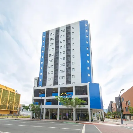 Hop Inn Hotel Aseana City Manila-3