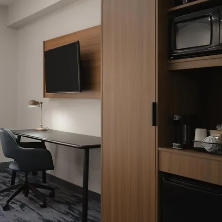 Fairfield Inn And Suites Cleveland-2