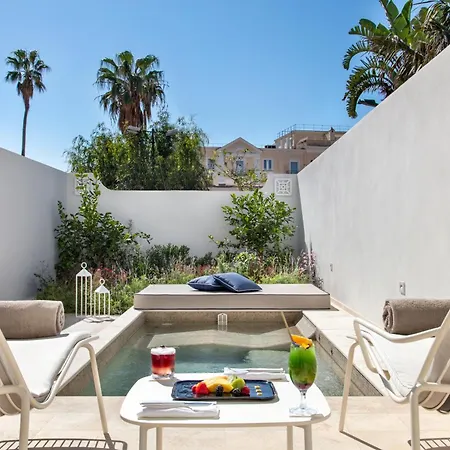 Pazziella Garden&Suites-3