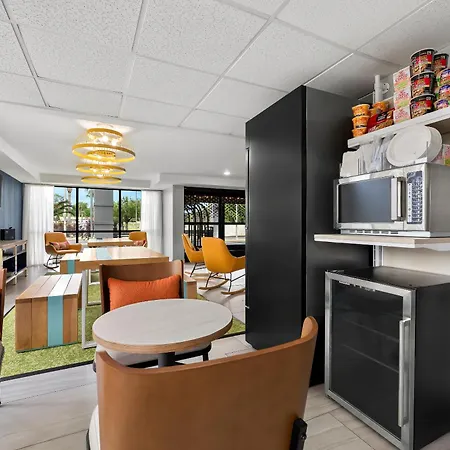 Spark By Hilton Biloxi Ocean Springs-2