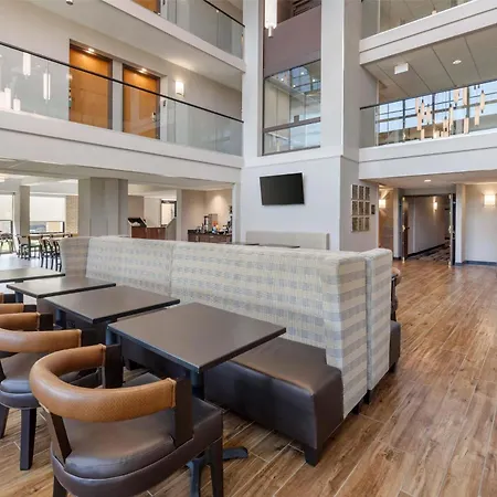 Drury Inn & Suites Paducah-2