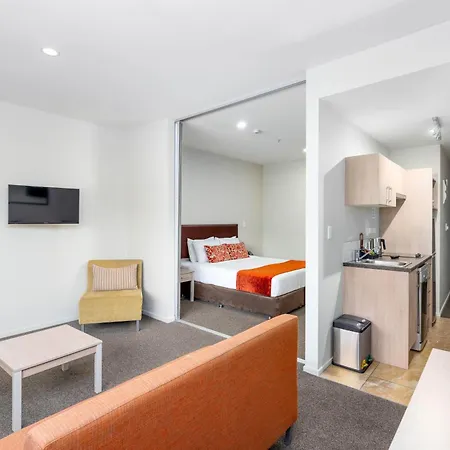 Ramada Suites By Wyndham Christchurch City-2