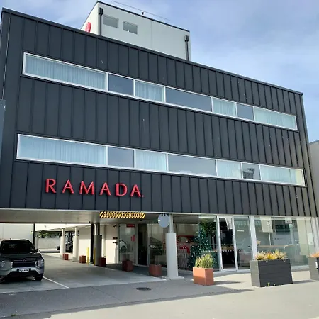 Ramada Suites By Wyndham Christchurch City-3