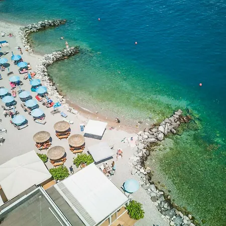 Hotel Gardenia Al Lago-3