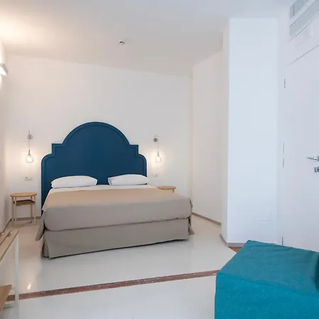 Hotel Albània-2
