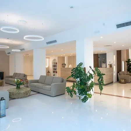 Hotel Albània-3