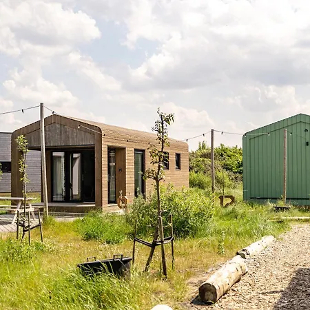 Basecamp Tiny House Eco-Resort Ijmuiden-2