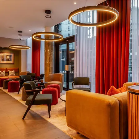 Radisson Hotel Manchester City Centre, A Verified Net Zero Hotel-2