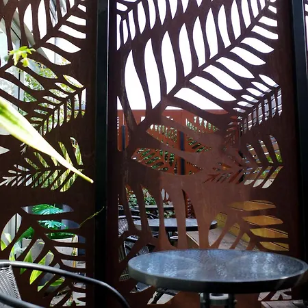 Crown Hotel Surry Hills-2