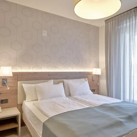 Hotel Bisesti ***S-2
