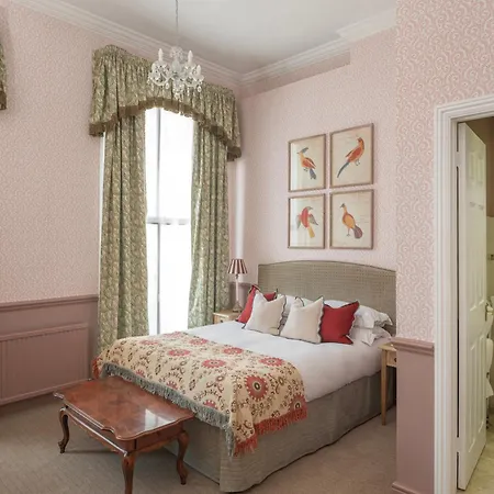 Royal Hotel-3