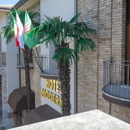 Hotel Moderno-3