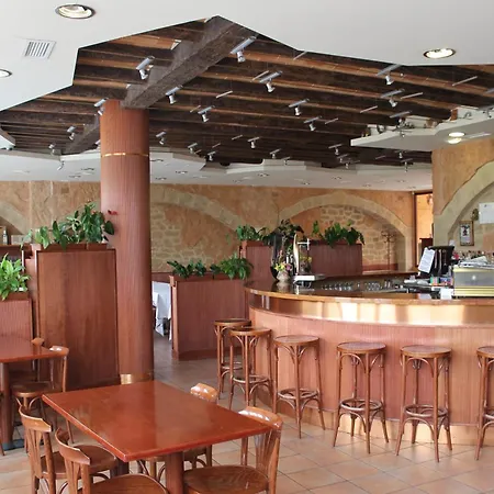 Hotel El Salt-3
