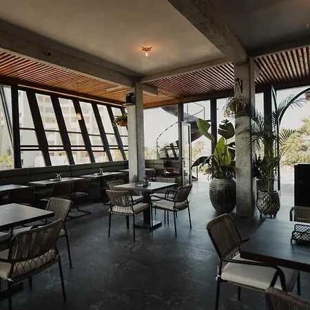 Sunrock Hotel & Suites-3
