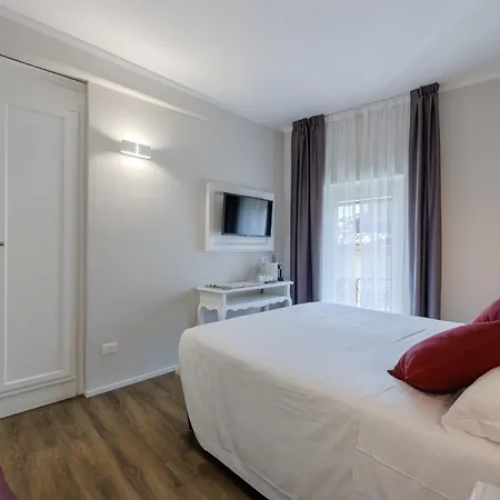 Hotel Degli Oleandri-3