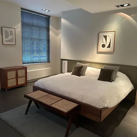 Commune Suites-2
