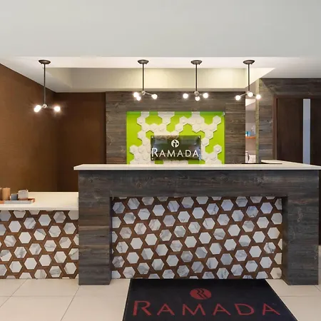 Ramada By Wyndham El Paso-3