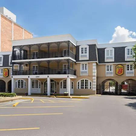 Super 8 By Wyndham New Orleans-3