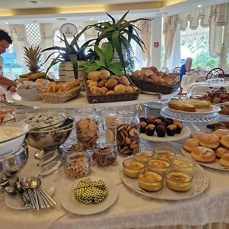 Hotel Alexander-2