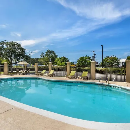 Comfort Suites Myrtle Beach Central-3