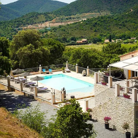 La Villa Nais PADEL&PISCINE -Suites&Appartements-2