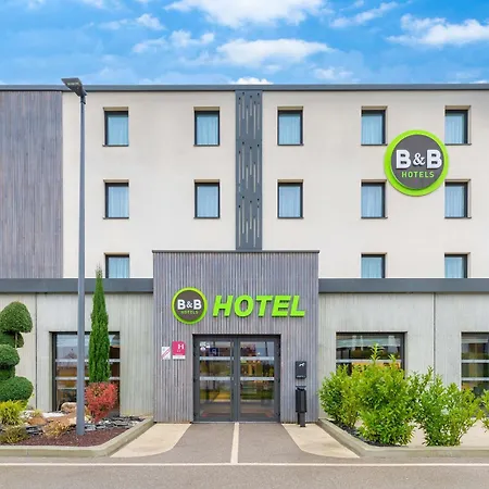 B&B HOTEL Troyes Magasins d'usine-2