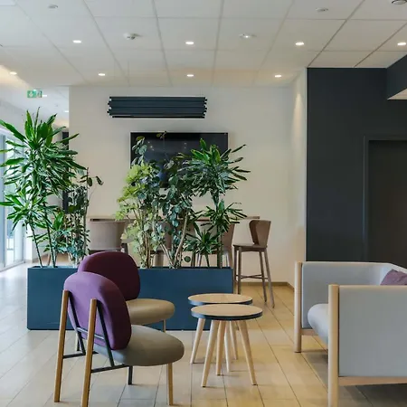 B&B Hôtel Thionville Centre Gare Porte du Luxembourg A31- Accueil de Nuit-2