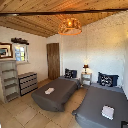 Windy'S Guest House-2