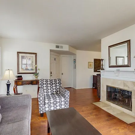 Ritz Point Condo-3