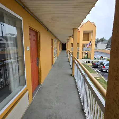 Copley Inn & Suites By Oyo Akron Oh-3