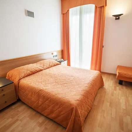 Hotel Mary Rose-2
