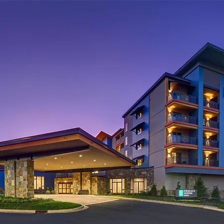 Embassy Suites By Hilton Gatlinburg Resort-2