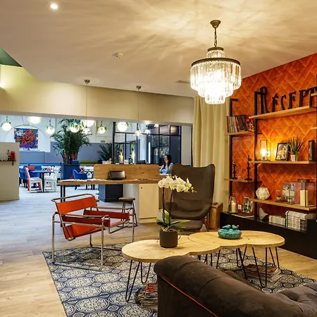 The Originals Boutique, Hôtel Le Londres, Saumur (Qualys-Hotel)-2