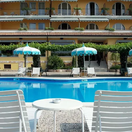 Hotel Garden-2