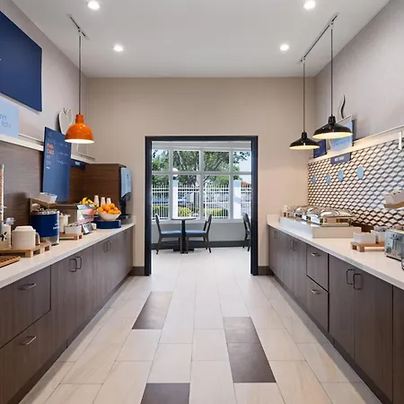 Holiday Inn Express St. Petersburg North / I-275 By Ihg-3