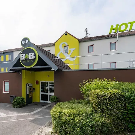 B&B HOTEL Calais Centre St Pierre-2