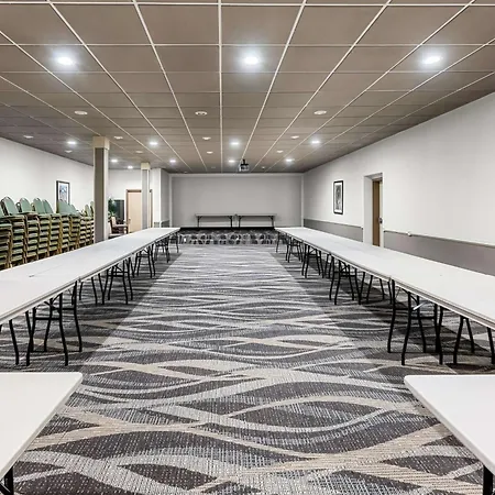 Surestay Hotel By Best Western Seatac Airport North-2