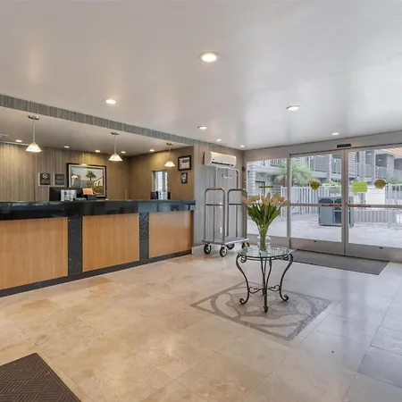 Best Western Oceanside Inn-2