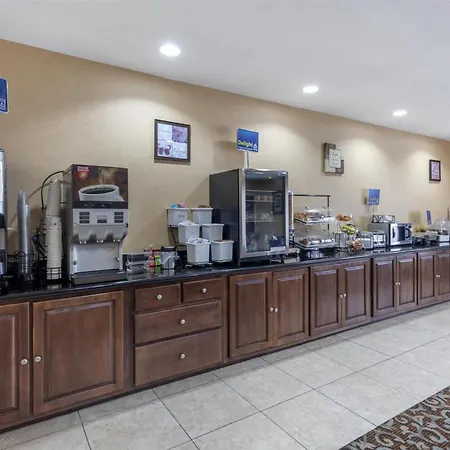 Best Western Bastrop Pines Inn-2