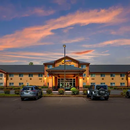 Comfort Suites Salem-3