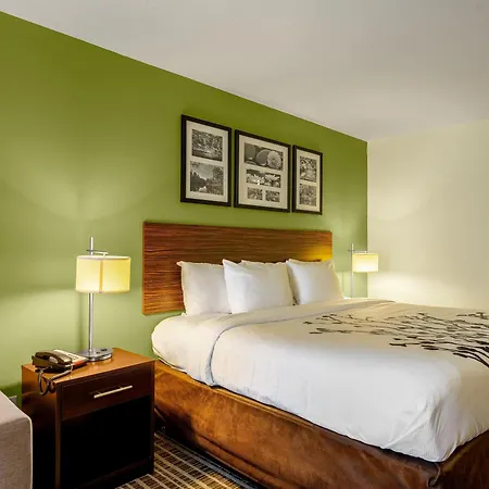 Sleep Inn & Suites Harbour Pointe-2